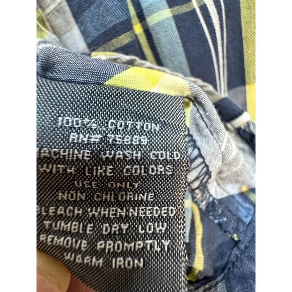 BKE Mens Athletic Fit Button-Up Shirt Sze L Navy/Yellow Plaid Casual Long Sleeve - Picture 3 of 10